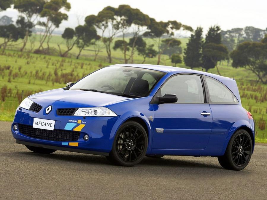  Renault Megane R.S. F1 Team 2006 года  (фото 7 из 14)
